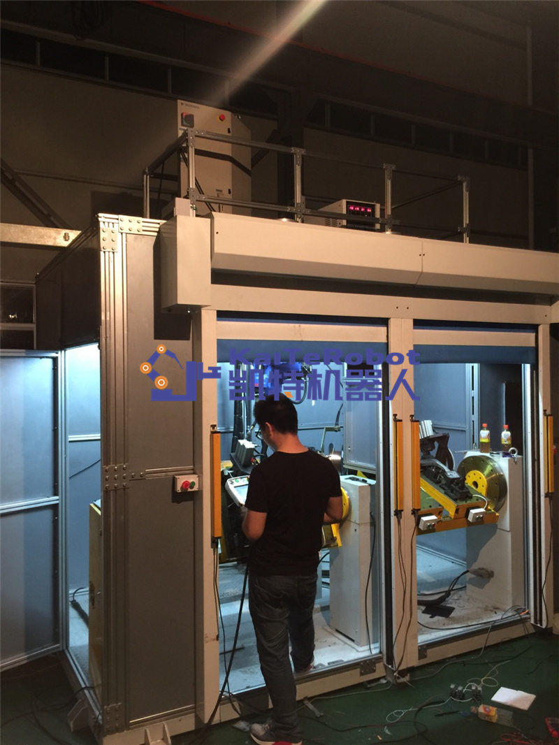 �������-̤��